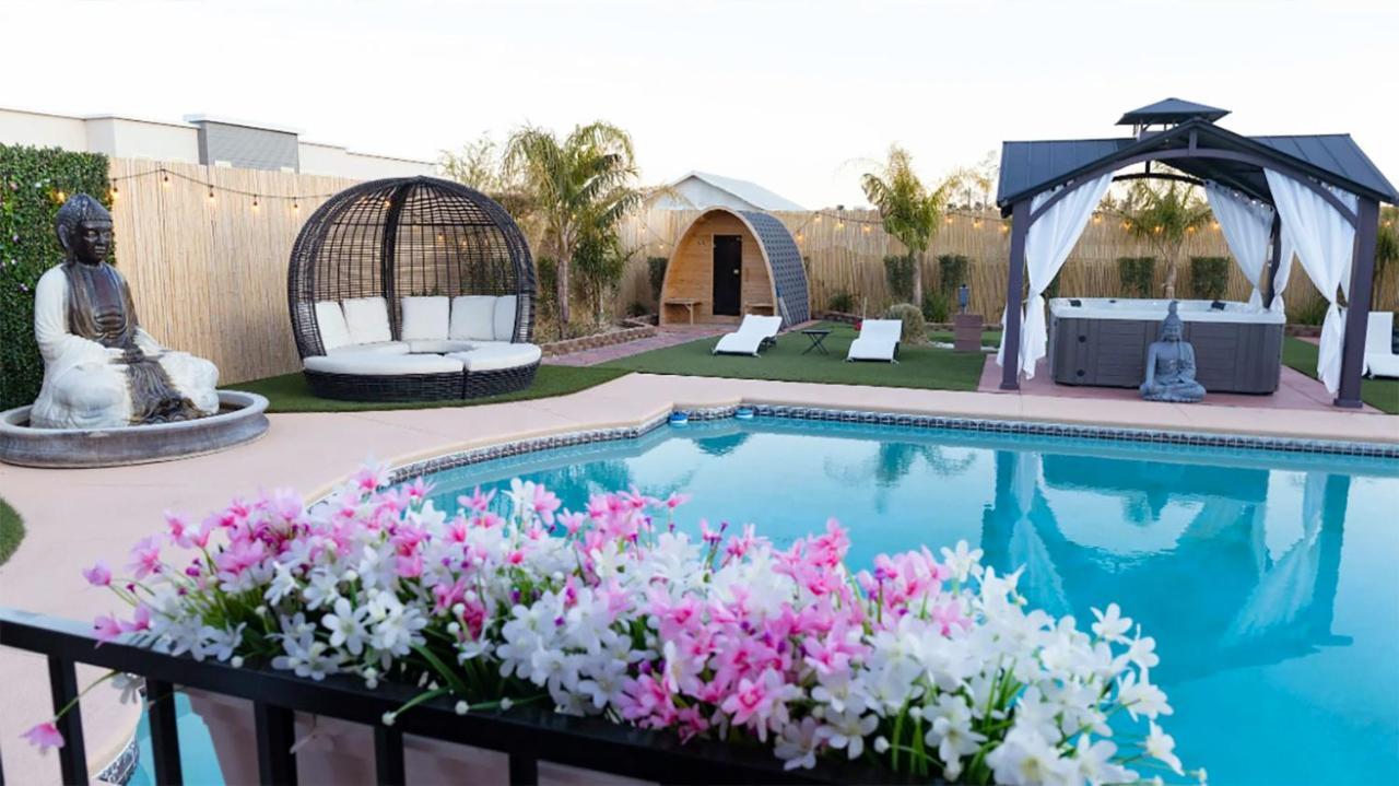 Buddha Mansion Luxury - 8br Modern, Hottub, Huge Pool, Sauna, Bbq Grill, Game