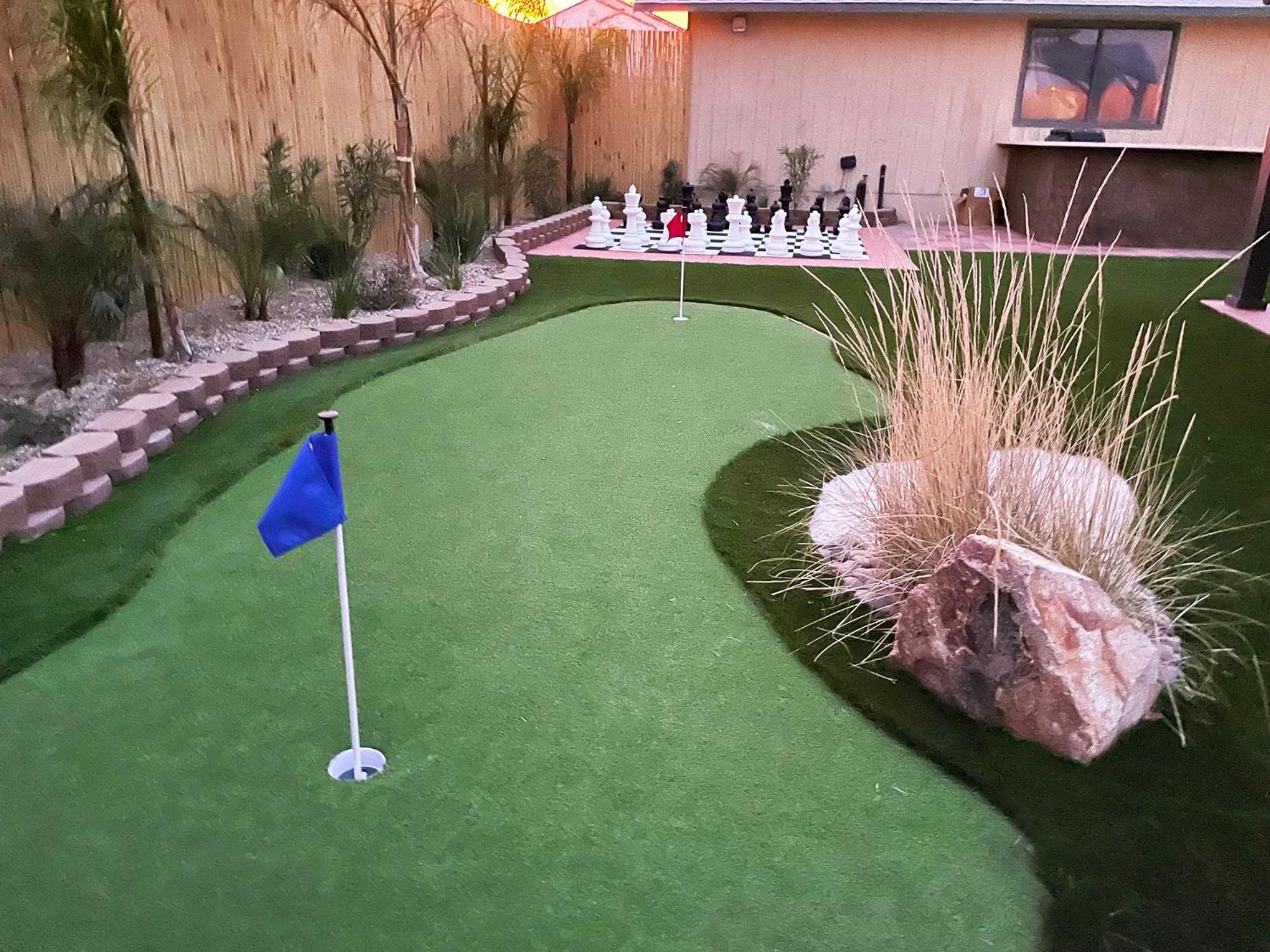 Buddha Mansion Luxury - 8br Modern, Hottub, Huge Pool, Sauna, Bbq Grill, Game * Las Vegas