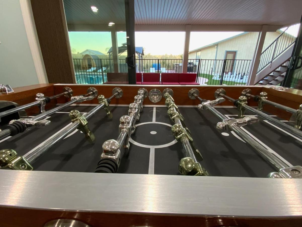 Buddha Mansion Luxury - 8br Modern, Hottub, Huge Pool, Sauna, Bbq Grill, Game Holiday home *