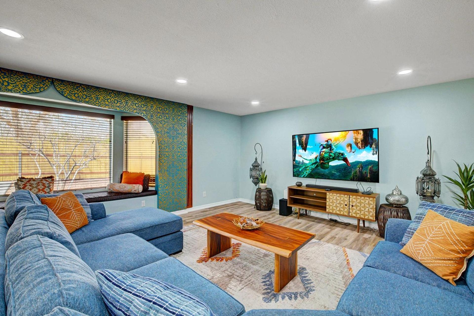 Buddha Mansion Luxury - 8br Modern, Hottub, Huge Pool, Sauna, Bbq Grill, Game